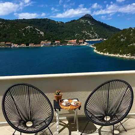 Kurelja Gæstehus 4*